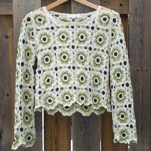 RETRO Rebellion Floral Crochet top Women's Medium Green and Cream Crochet LS